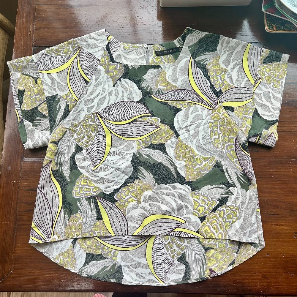 Zara Flowered Top, M